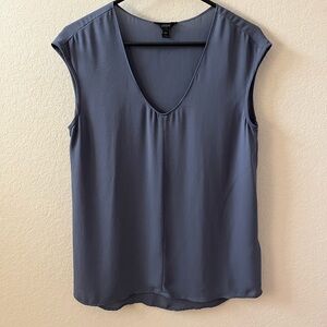 J.Crew Women’s Sleeveless V-Neck Blouse Size 4 Bachelor Blue Top